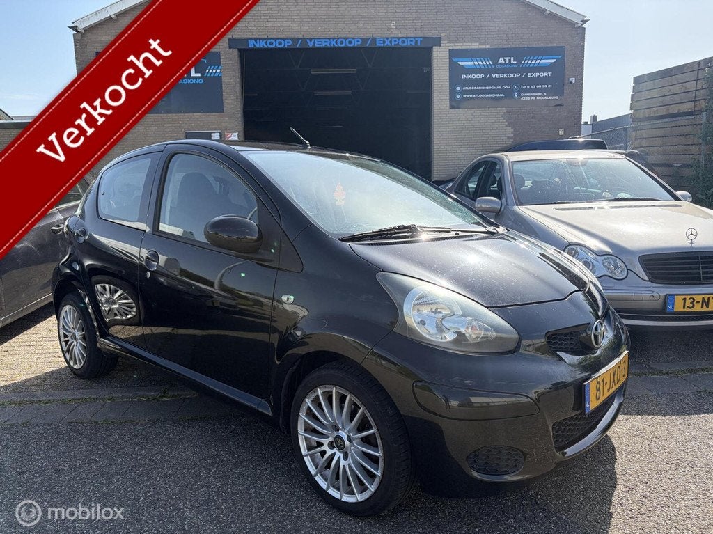 Zeer Nette Toyota Aygo 1.0 Volledig dealer Ondr., Voorwielaandrijving, Gebruikt, 4 stoelen, Origineel Nederlands