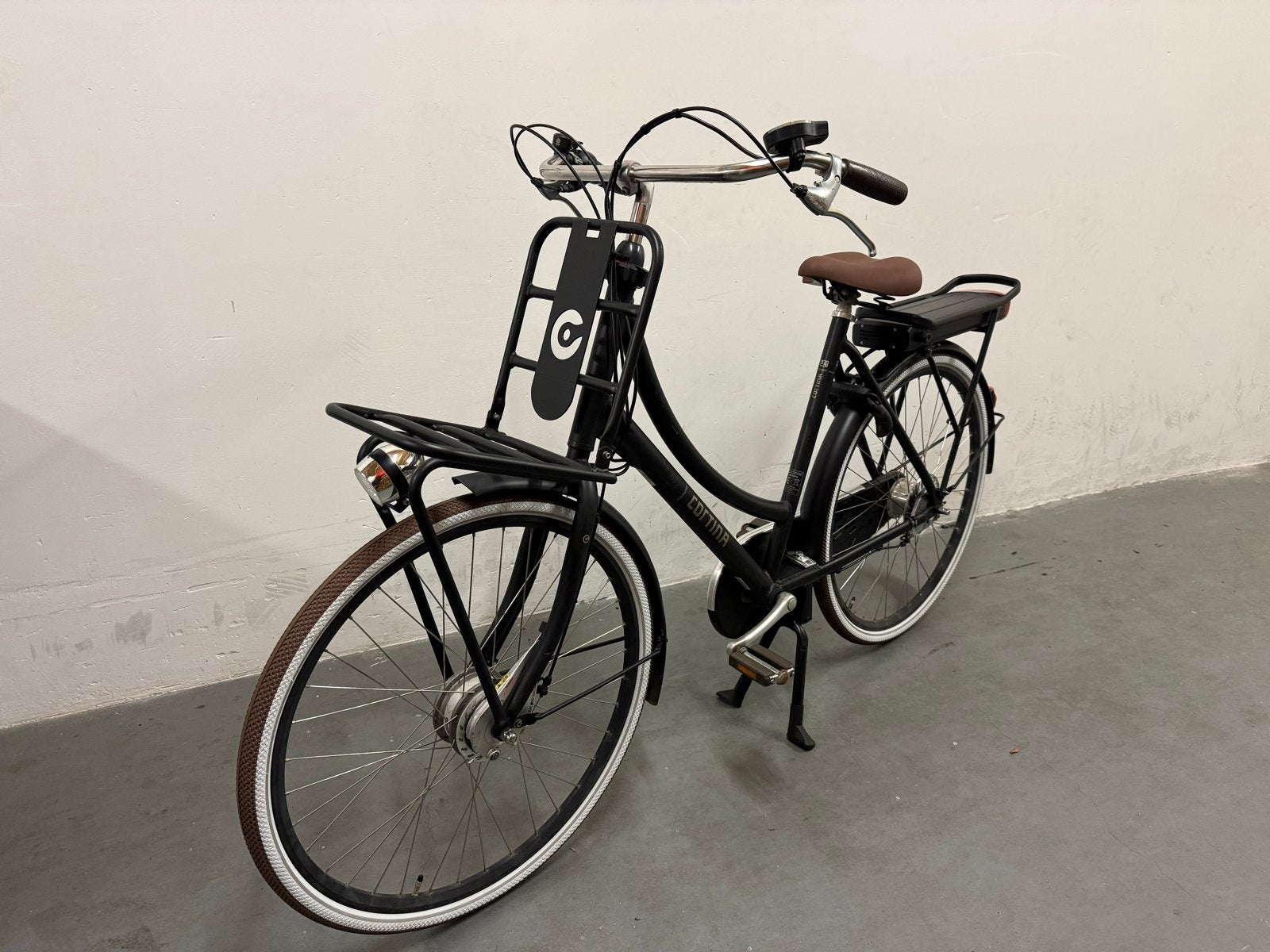Cortina E-U4 Transportfiets 57cm mat zwart 500wh accu, Ophalen, Zo goed als nieuw, Cortina, 50 km per accu of meer