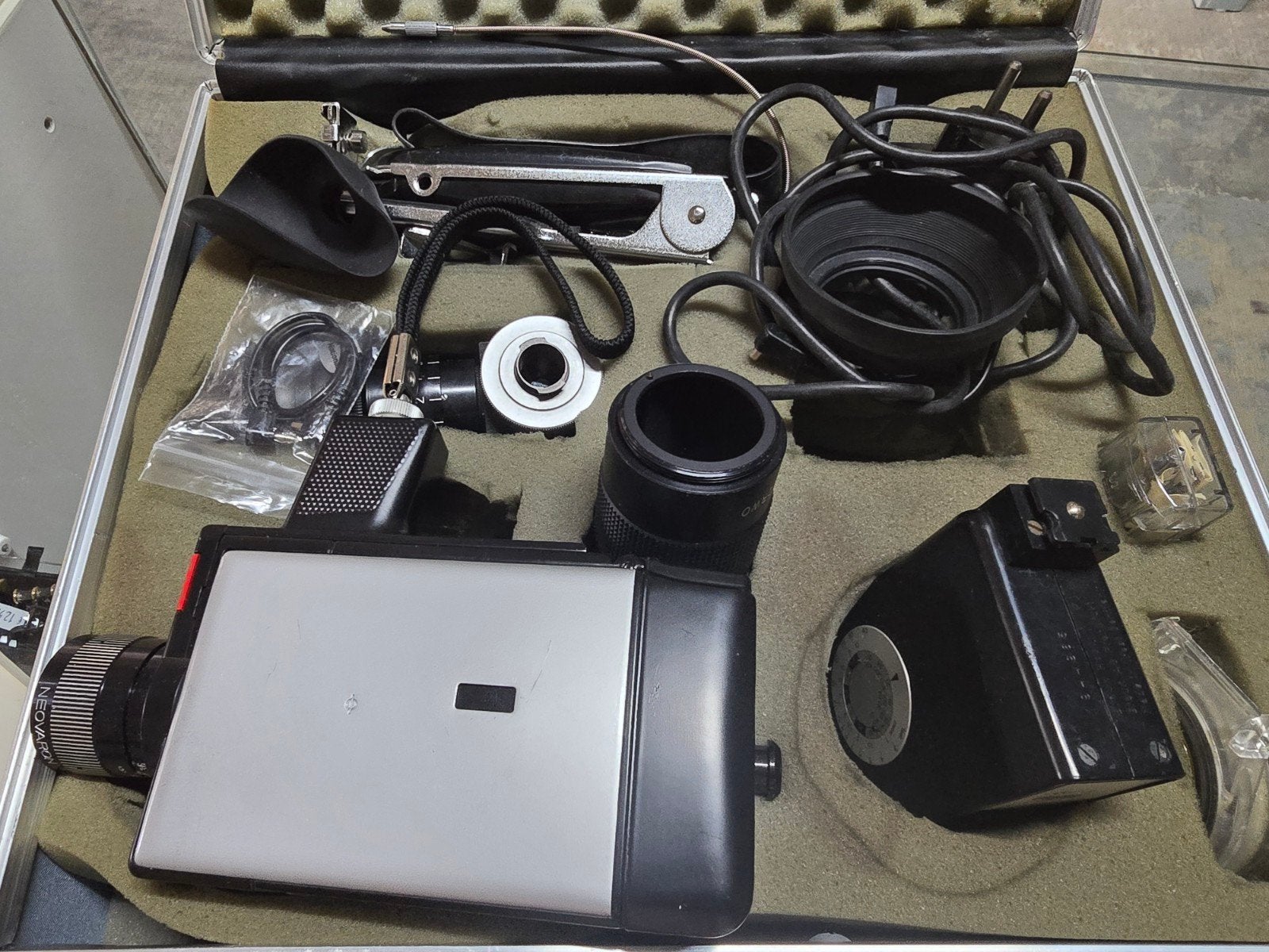 Vintage Bauer Super 8 filmcamera met accessoires, 8mm, Onbekend, Ophalen of Verzenden, Onbekend