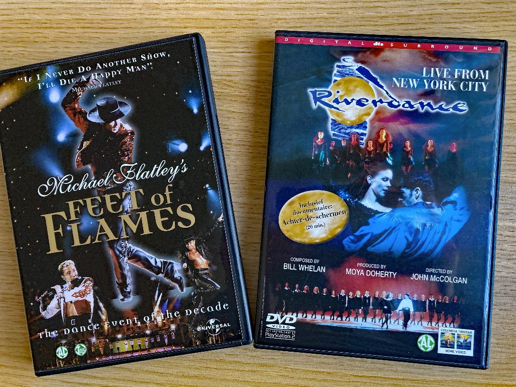 DVD's Riverdance en Feet of Flames, Alle leeftijden, Ophalen of Verzenden, Zo goed als nieuw