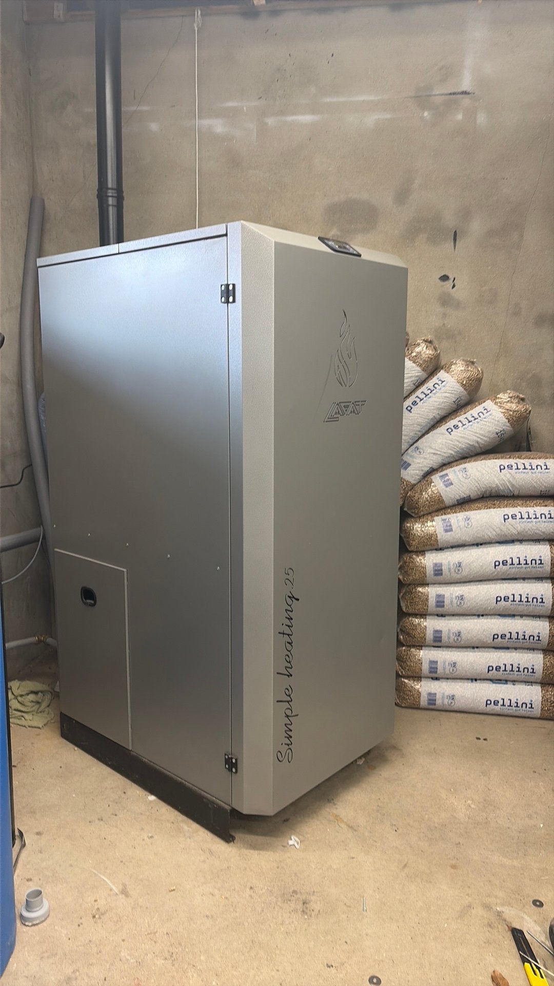 Lafat Komerc Compact 25 pelletketel 25 kW – 2022, Doe-het-zelf en Verbouw, Verwarming en Radiatoren, Ophalen, 30 tot 80 cm, Cv-ketel of Combi-ketel