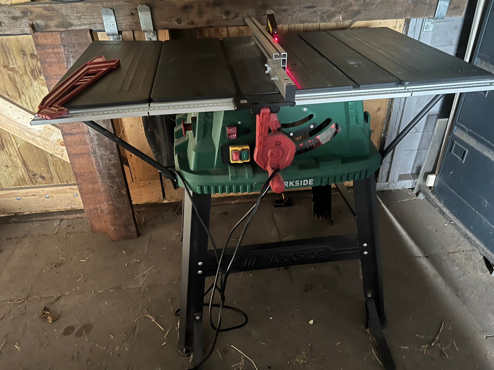Zaagtafel/machine parkside, Doe-het-zelf en Verbouw, Ophalen, Cirkelzaag, 70 mm of meer, Zo goed als nieuw
