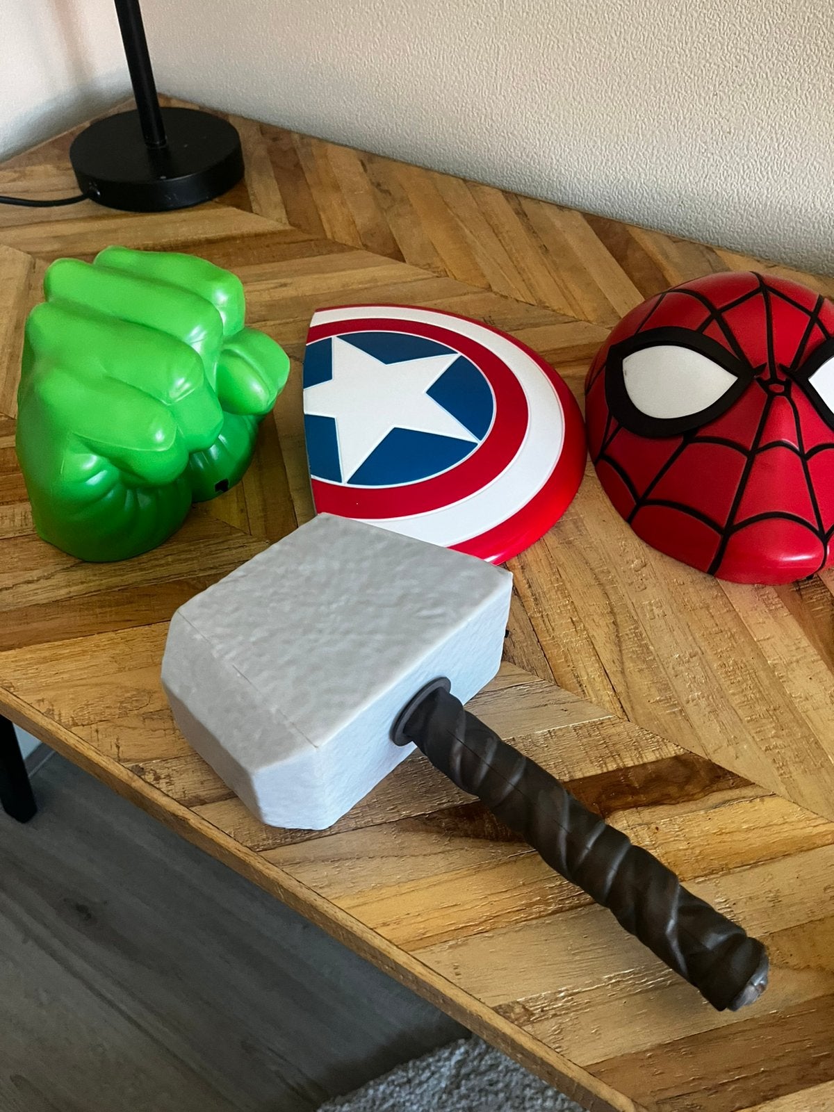 Avengers wanddecoratie, Ophalen, Gebruikt