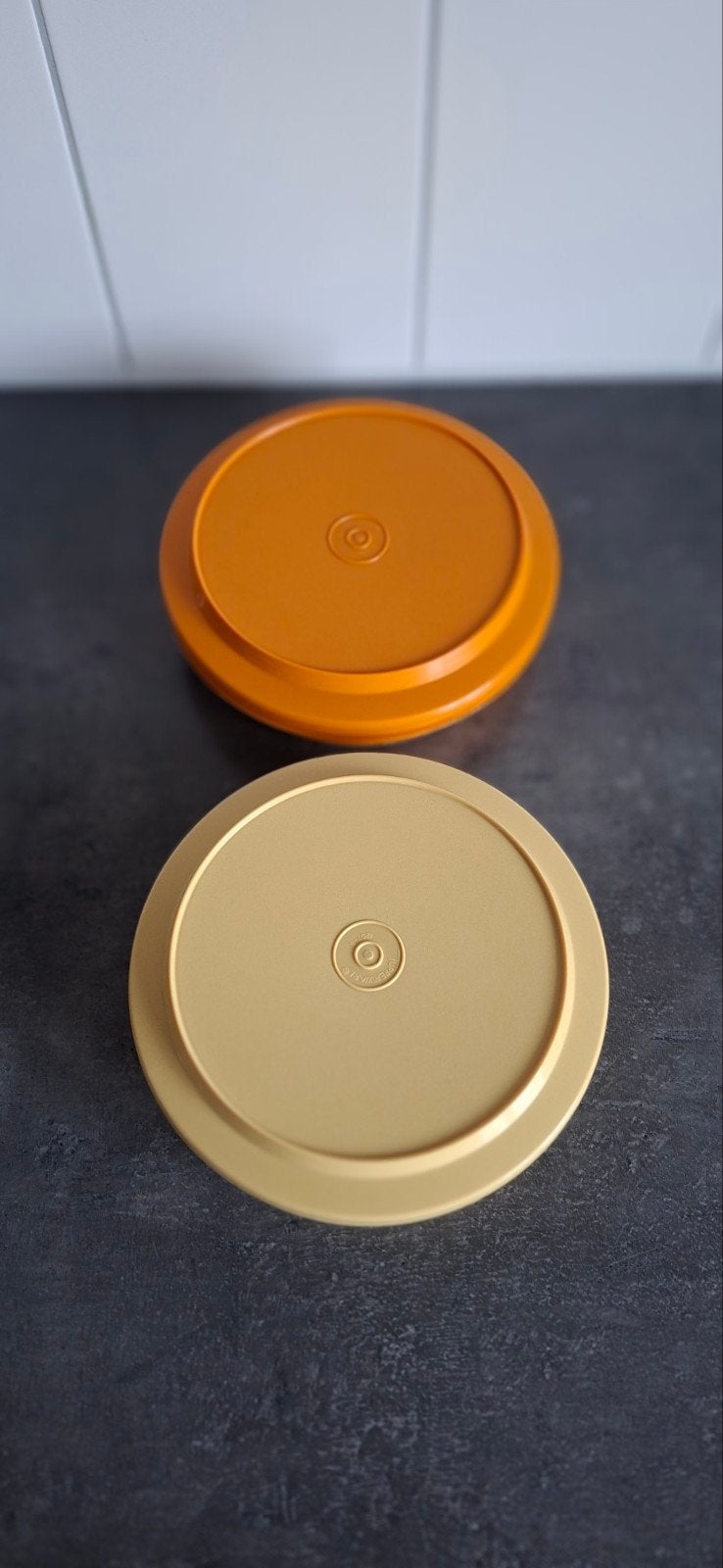 Tupperware trommels set van twee, Huis en Inrichting, Ophalen of Verzenden, Zo goed als nieuw, Oranje, Bak of Kom