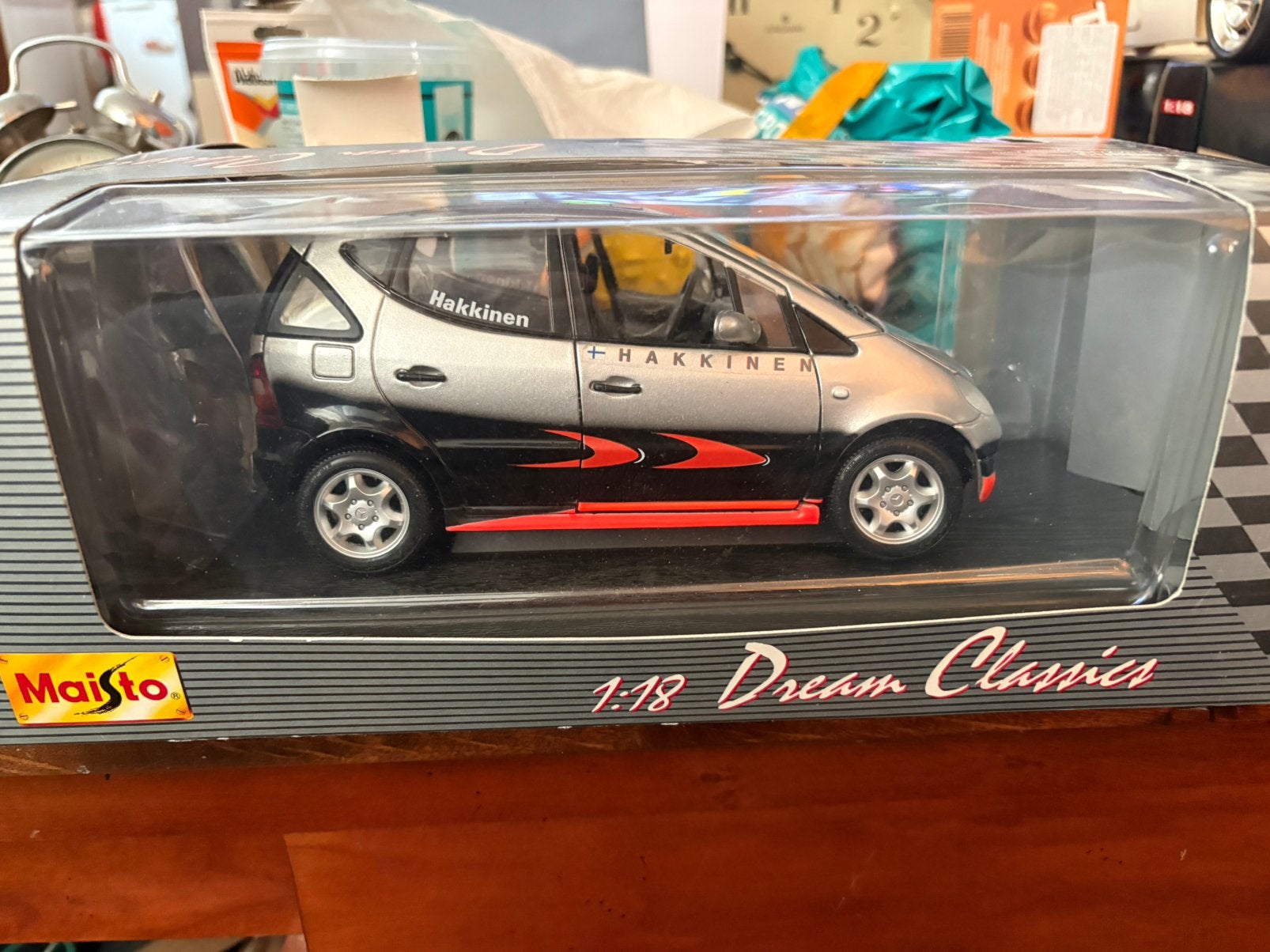 Mercedes. Rallye.        Maisto, Ophalen of Verzenden, Zo goed als nieuw, Maisto