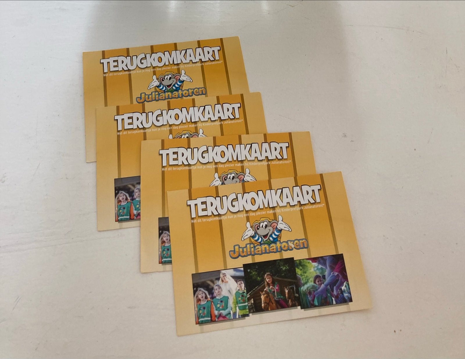 4 terugkom kaarten Julianatoren apeldoorn terugkomkaart, Tickets en Kaartjes, Drie personen of meer, Ticket of Toegangskaart