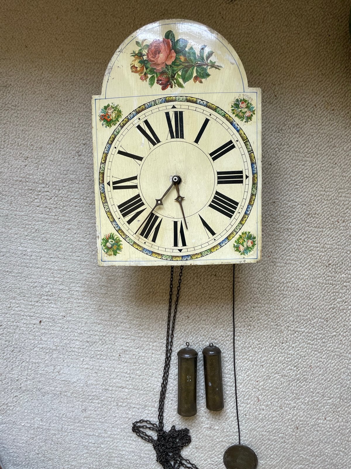 Antieke houten wandklok met bloemmotief, Ophalen