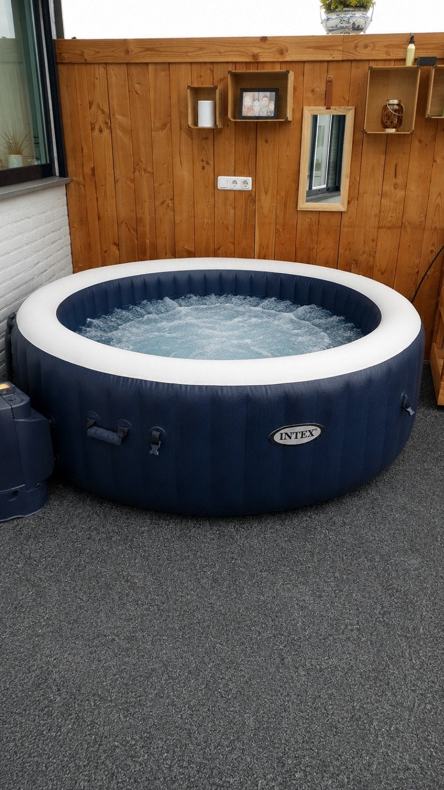 intex jacuzzi 4 personen, Tuin en Terras, Bubbelbaden en Hottubs, Ophalen, Gebruikt