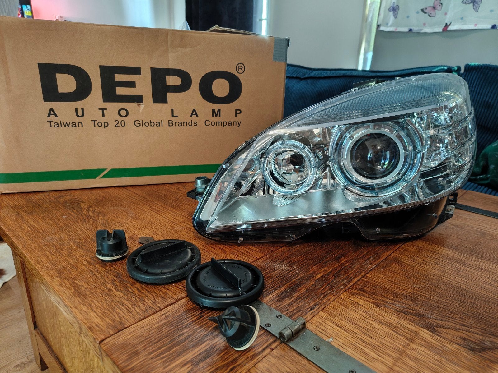 Koplamp links Mercedes W204/S204 Xenon D1S + H7 TYC, Ophalen of Verzenden