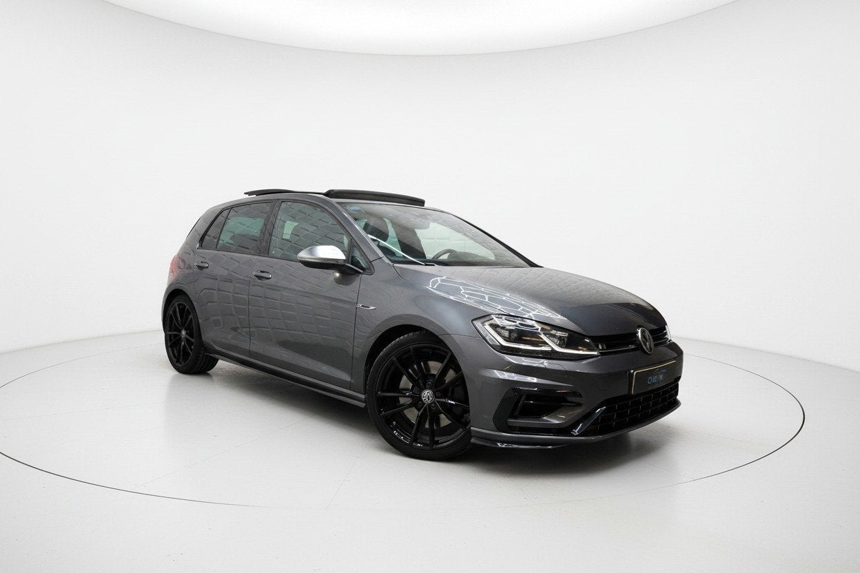 Volkswagen Golf 7.5 2.0 TSI 4Motion R PANO VIRTUAL LEER CAM, Auto's, Automaat, Dealer onderhouden, Gebruikt, 4 cilinders