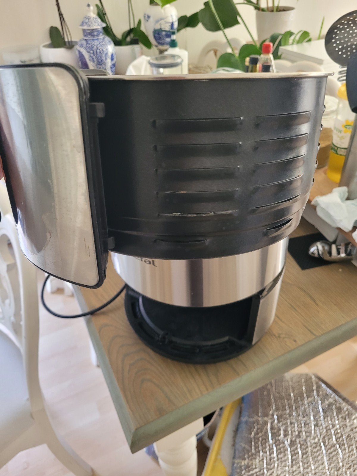 Foto 7 van Tefal Airfryer - Gebruikt maar werkt perfect