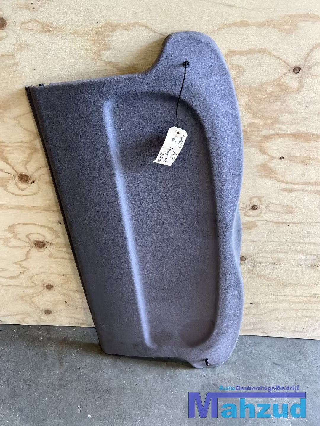 AUDI A3 8L1 hoedenplank 1996-2000, Auto-onderdelen, Interieur en Bekleding, Gebruikt, AUDI AG, Auto-Union-Strasse 1
85045  Ingolstadt, DE