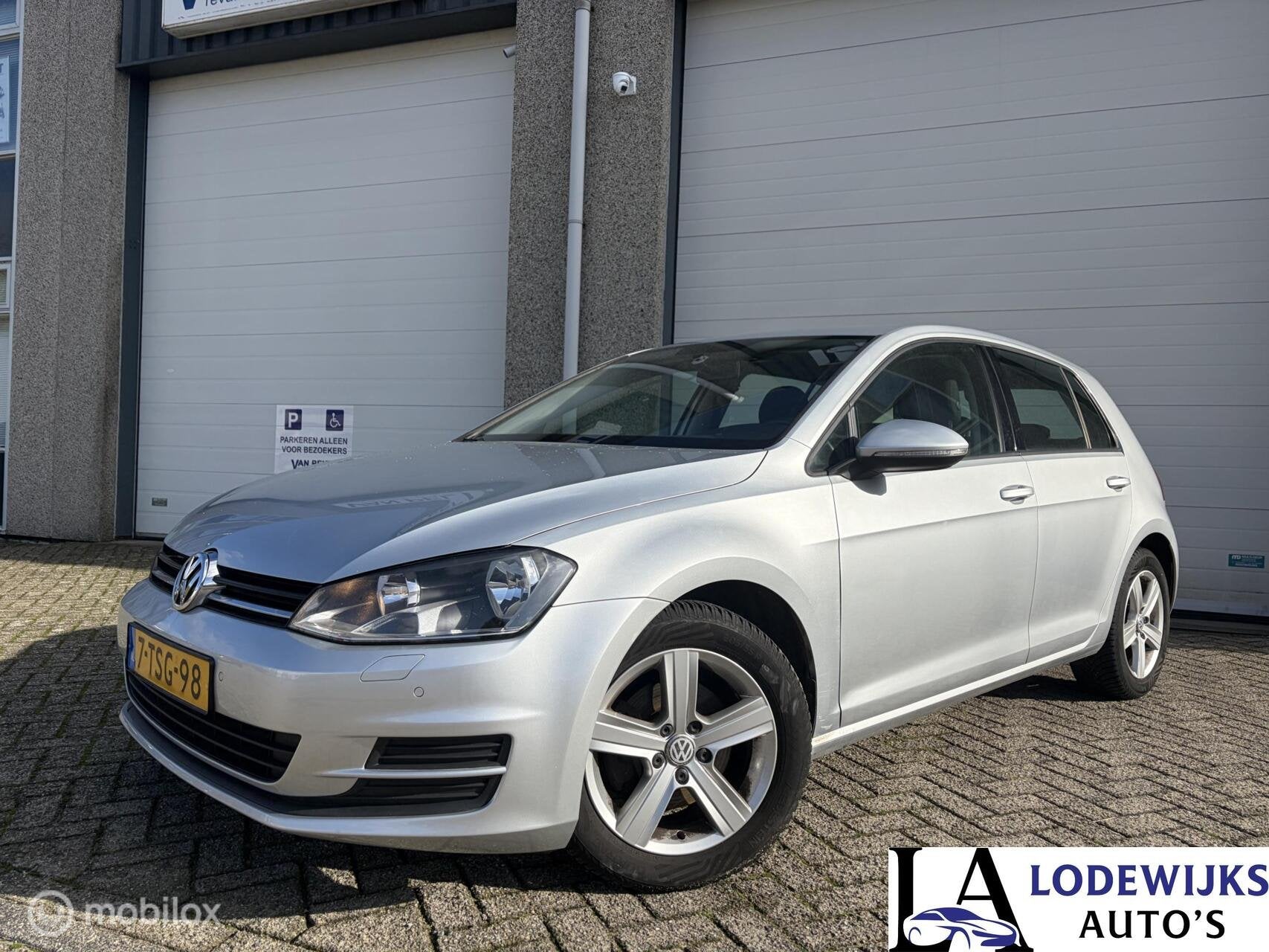 Volkswagen Golf 1.2 TSI Highline, Auto's, Euro 5, Gebruikt, Verwarmde buitenspiegels, 4 cilinders