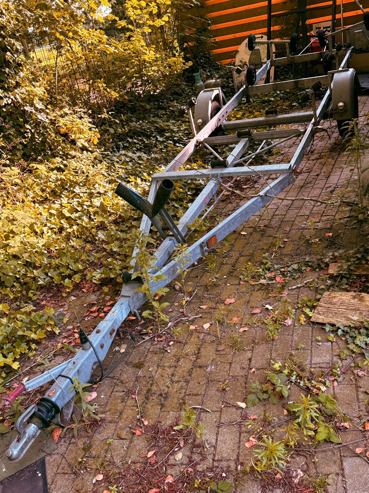 Boottrailer, Watersport en Boten, Boottrailers, Gebruikt, Minder dan 6 meter, Verstelbare verlichting, Geremd, Kantelbaar, Met rollen