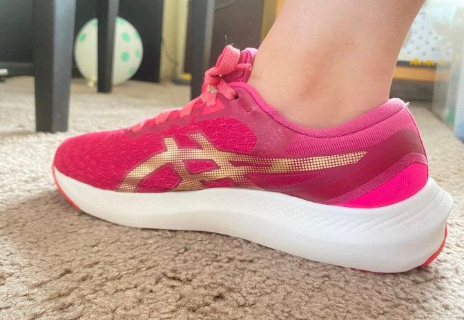 Roze hardloopschoenen Asics gel-pulse 13 maat 40,5, Sport en Fitness, Loopsport en Atletiek, Ophalen of Verzenden, Zo goed als nieuw