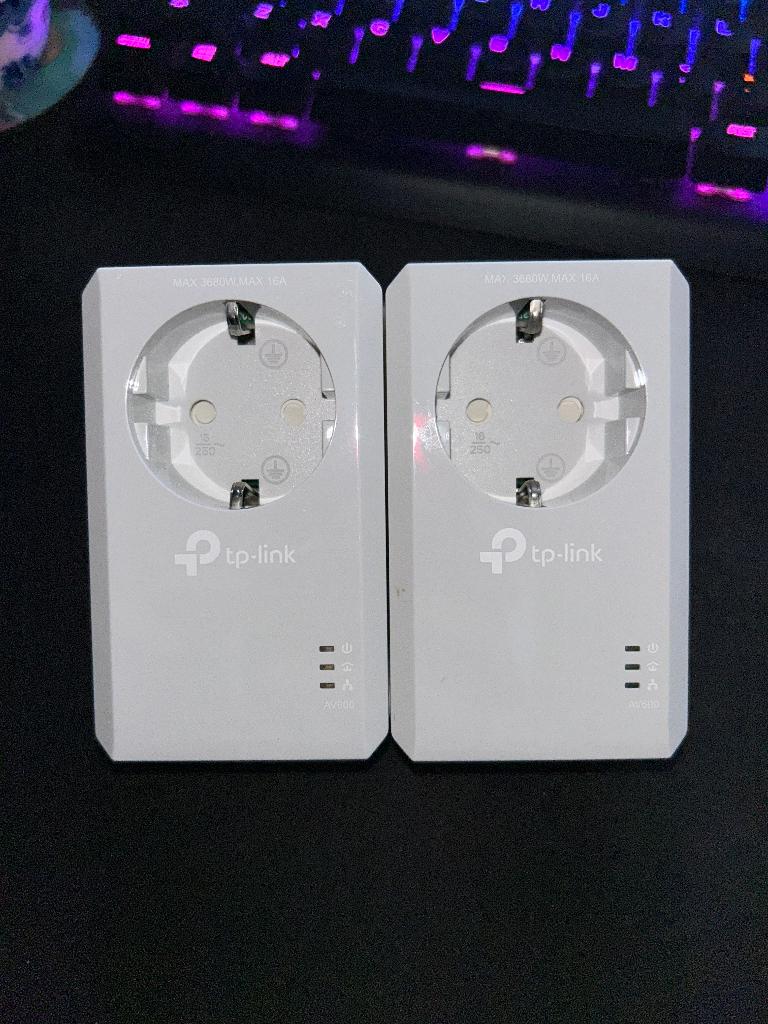 TP-Link TL-PA4010P starter kit (internet via het stroomnet), Computers en Software, Powerlines, Nieuw, Ophalen