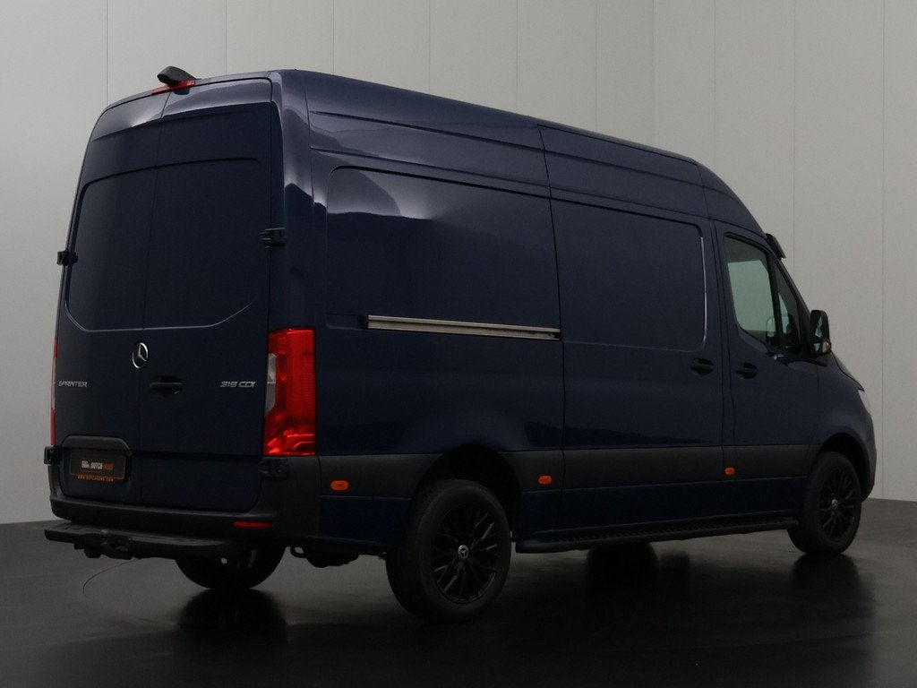 Mercedes-Benz Sprinter 319CDi 3.0V6 L2H2 Edition | 10" Navig, Multifunctioneel stuurwiel, Gebruikt, Zwart, 190 pk