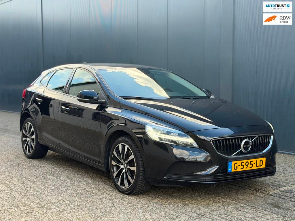 Volvo V40 1.5 T2 Automaat|Facelift|StoelVW|Camera|APK, Euro 6, 700 kg, Automatische klimaatregeling, Leder