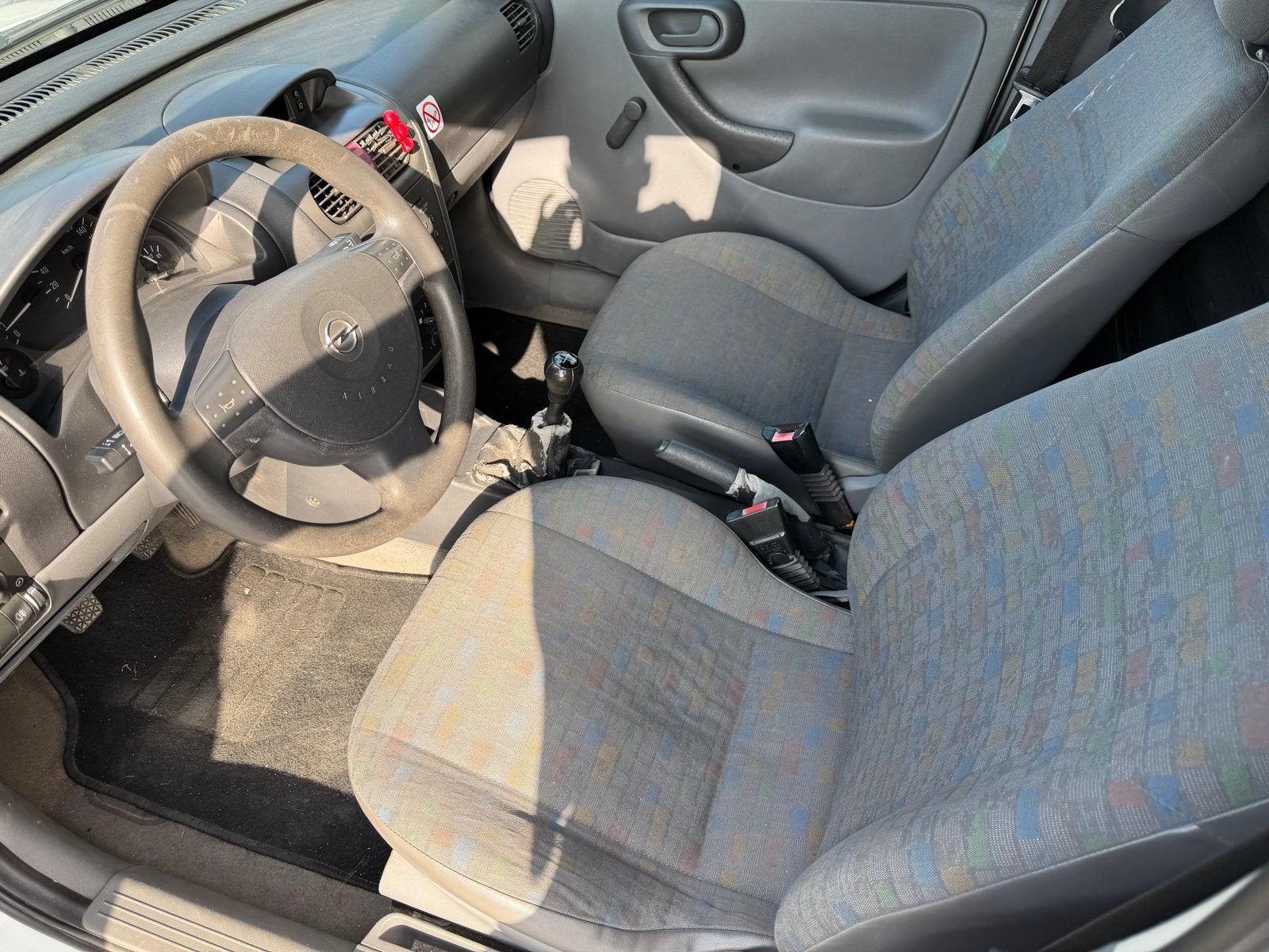 Opel Combo 1.7D 2003 nieuwe APK, Auto's, Bestelauto's, Bedrijf, ABS, Boordcomputer, Lichtmetalen velgen, Metallic lak, Traction-control