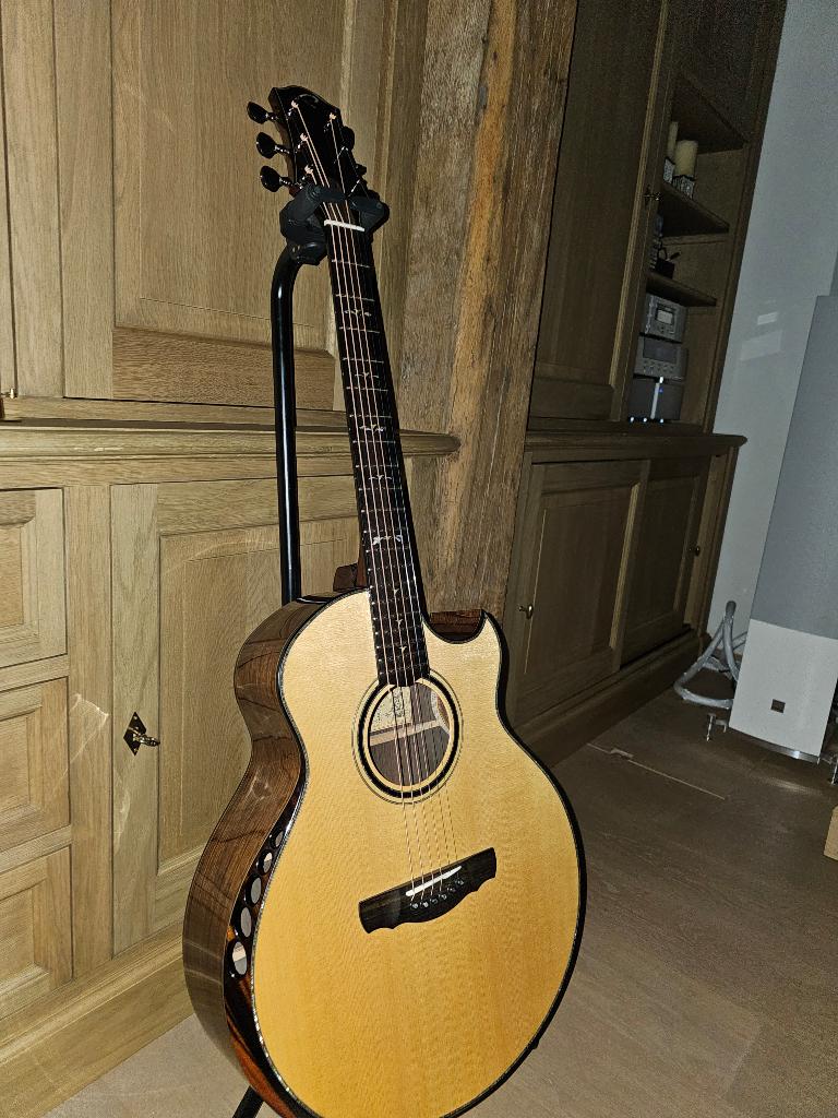 Kevin Ryan Cathedral 2019 akoestische gitaar