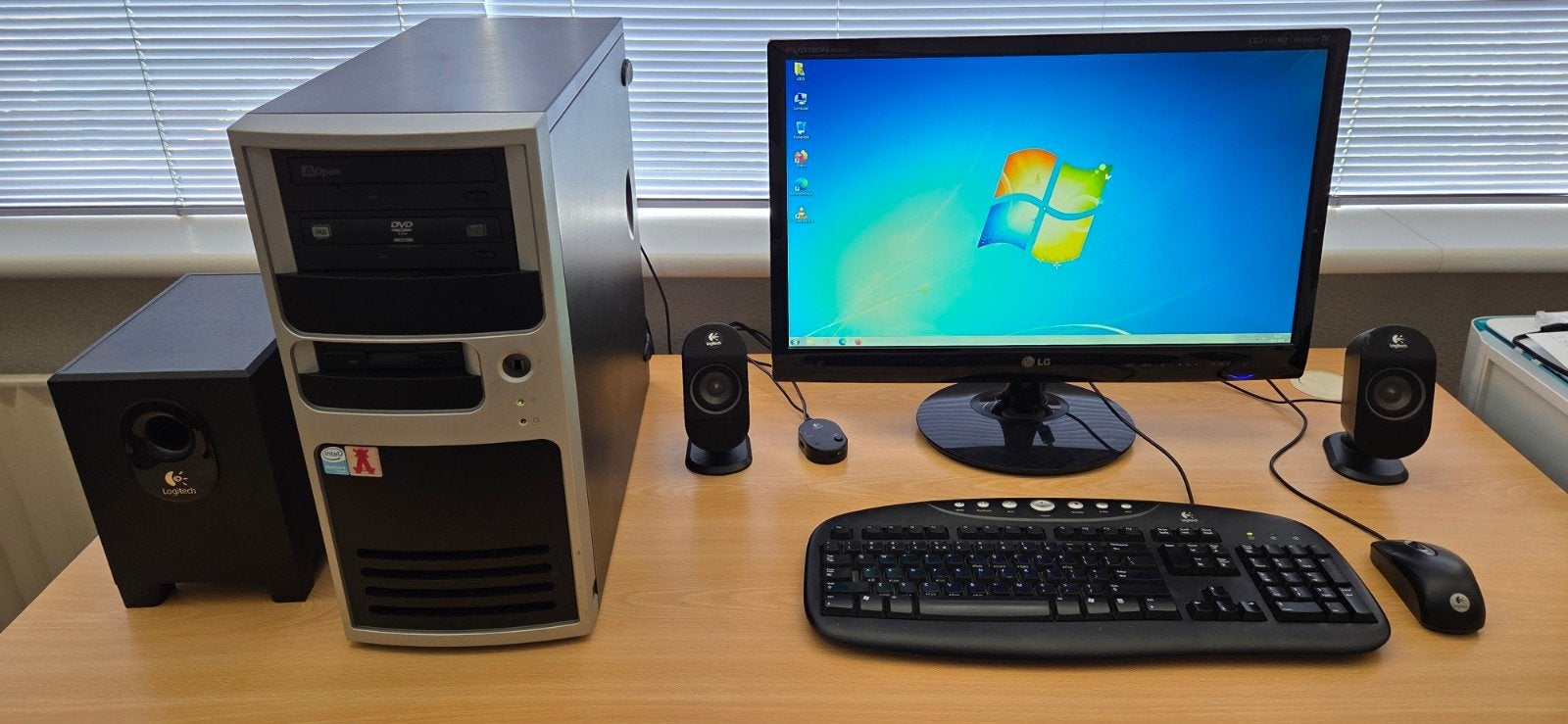 Vintage - Retro pc, computer P4, asus, Computers en Software, Ophalen, Gebruikt, Minder dan 2 Ghz