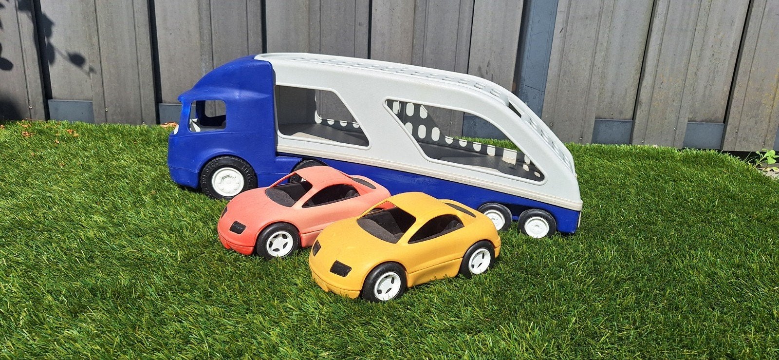 Little Tikes grote auto, Kinderen en Baby's, Speelgoed | Buiten | Voertuigen en Loopfietsen, Ophalen, Gebruikt, Duwvoertuig