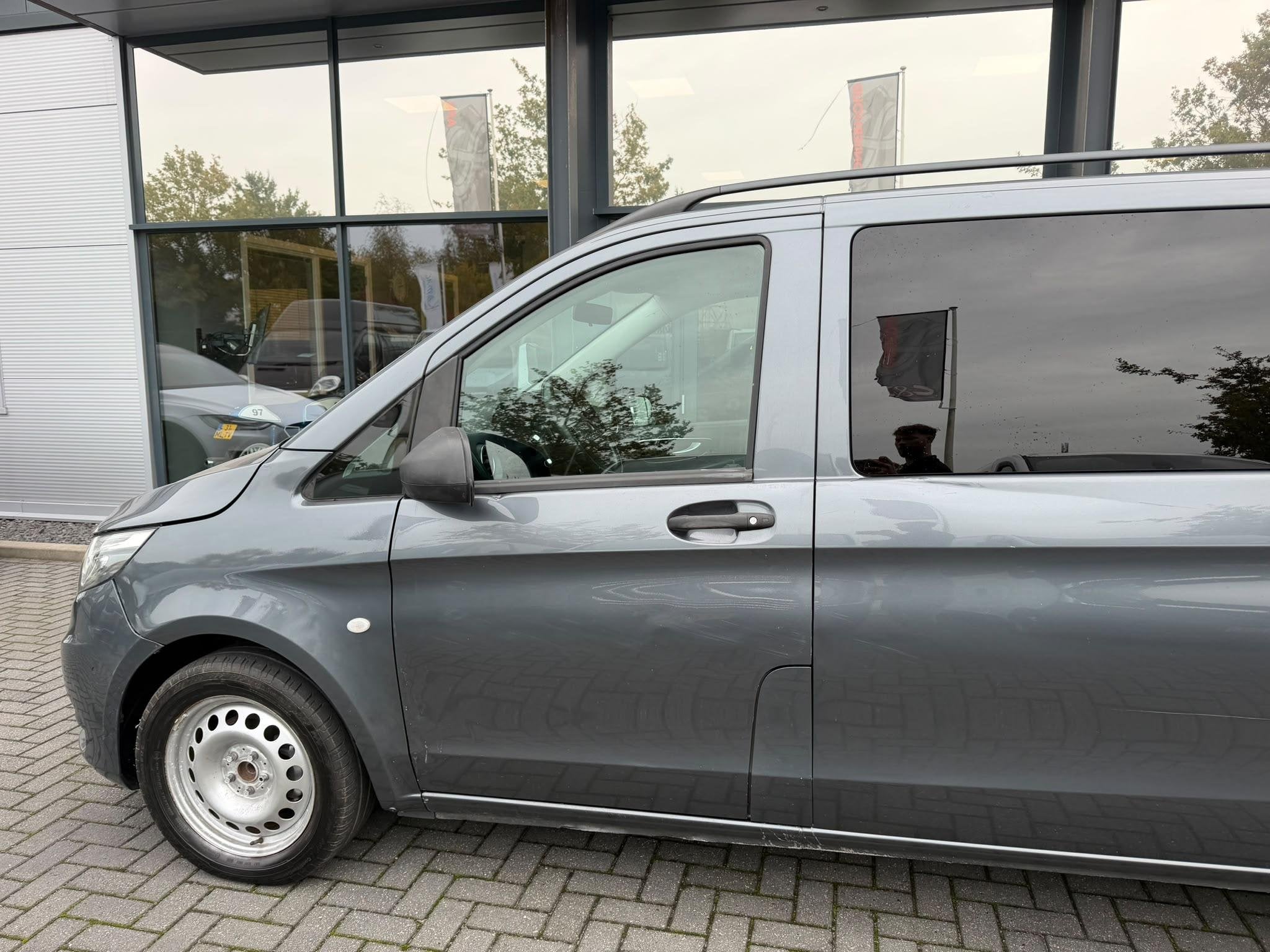 Mercedes-Benz Vito 116 CDI Extra Lang DC Comfort export/scha, Automaat, Gebruikt, Euro 6, 4 cilinders