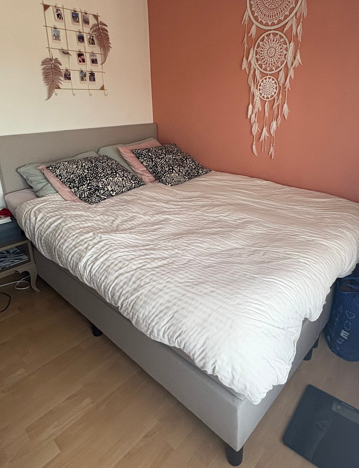 Boxspring/cloudpillo topmatras 140x200 Grey beige, Ophalen, Zo goed als nieuw, Twijfelaar