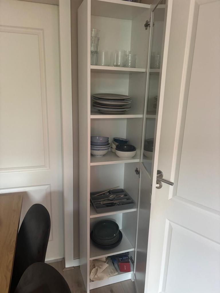 Vitrinekast wit ikea, Huis en Inrichting, Kasten | Vitrinekasten, Ophalen, Zo goed als nieuw, 25 tot 50 cm, 50 tot 100 cm
