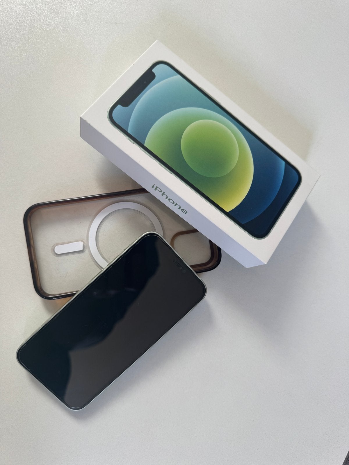 iPhone 12 mini 128GB - mintgroen met MagSafe hoesje, IPhone 12 Mini, Ophalen of Verzenden, 76 %, Zonder simlock