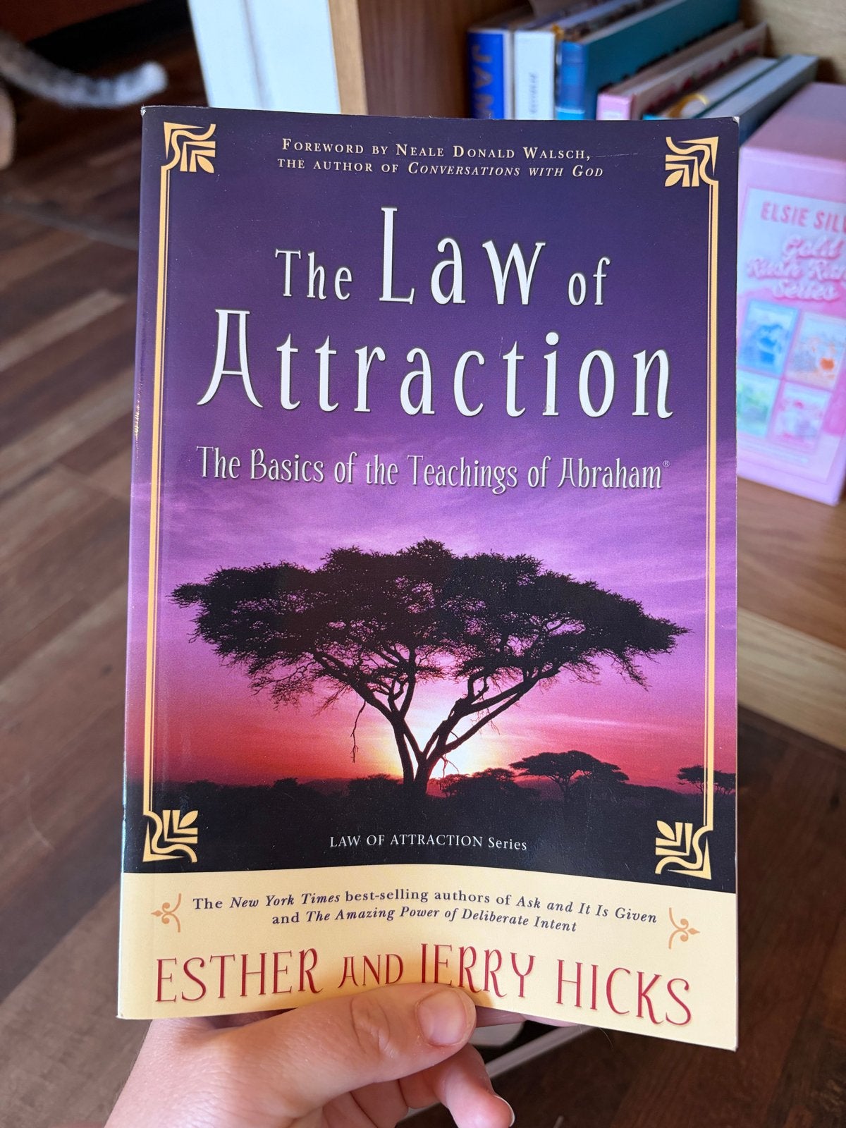 The Law of Attraction: De basis van Abraham's leer, Ophalen of Verzenden, Zo goed als nieuw, Spiritualiteit algemeen, Achtergrond en Informatie