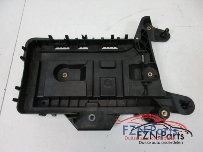 VW Golf 6 Accubak, Auto-onderdelen, Accu's en Toebehoren, Gebruikt, Ophalen of Verzenden