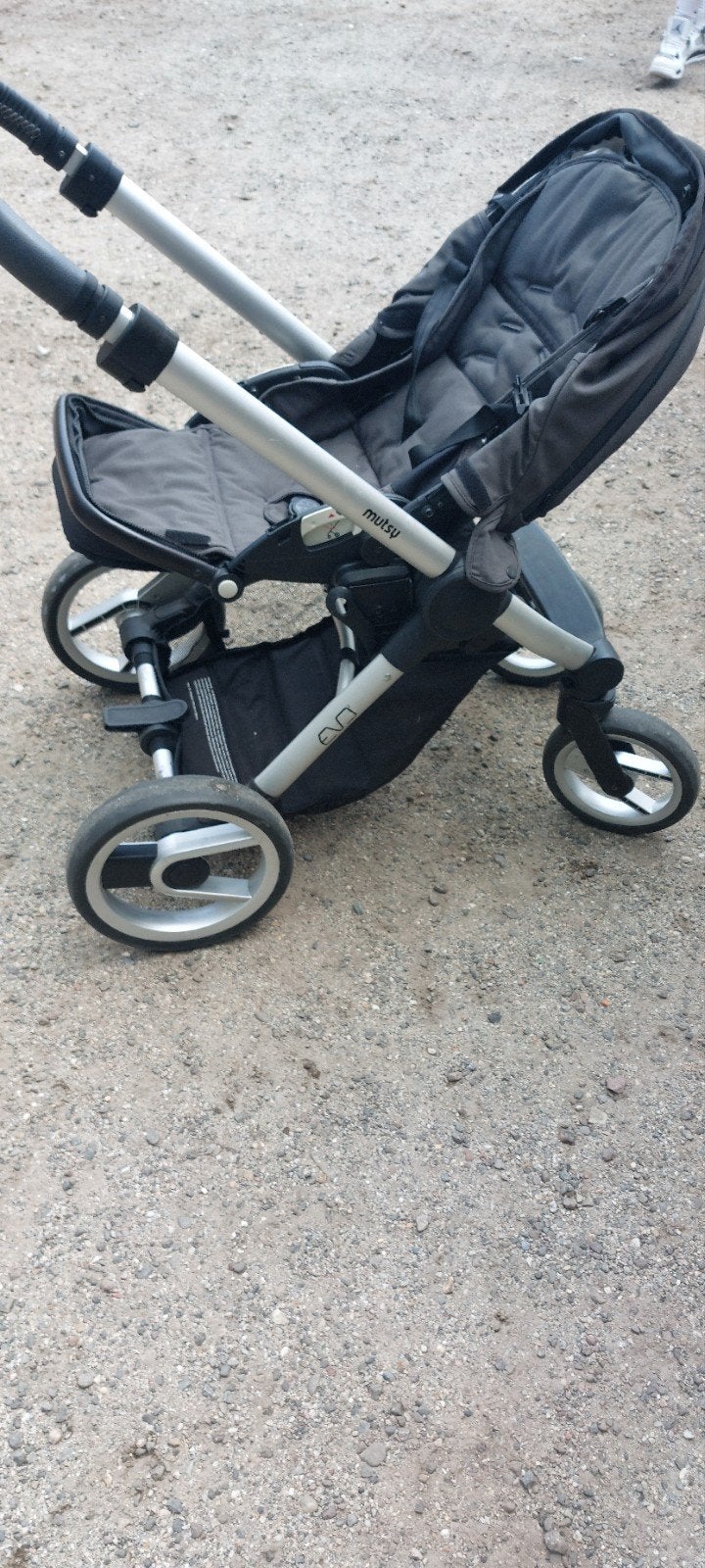 Mutsy Evo kinderwagen grijs, Ophalen, Gebruikt, Voetenzak