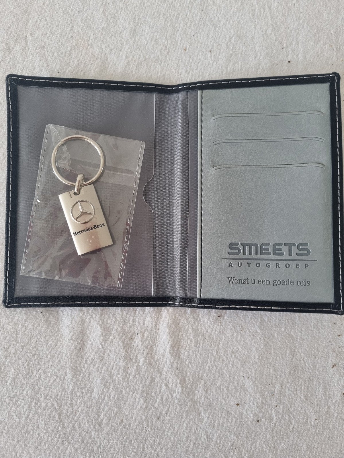 Mercedes-Benz sleutelhanger en documentenmapje Smeets, Ophalen of Verzenden
