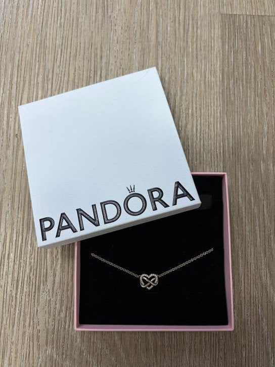 Pandora Infinity Hart Ketting, Ophalen of Verzenden, Zo goed als nieuw, Zilver, Met kristal