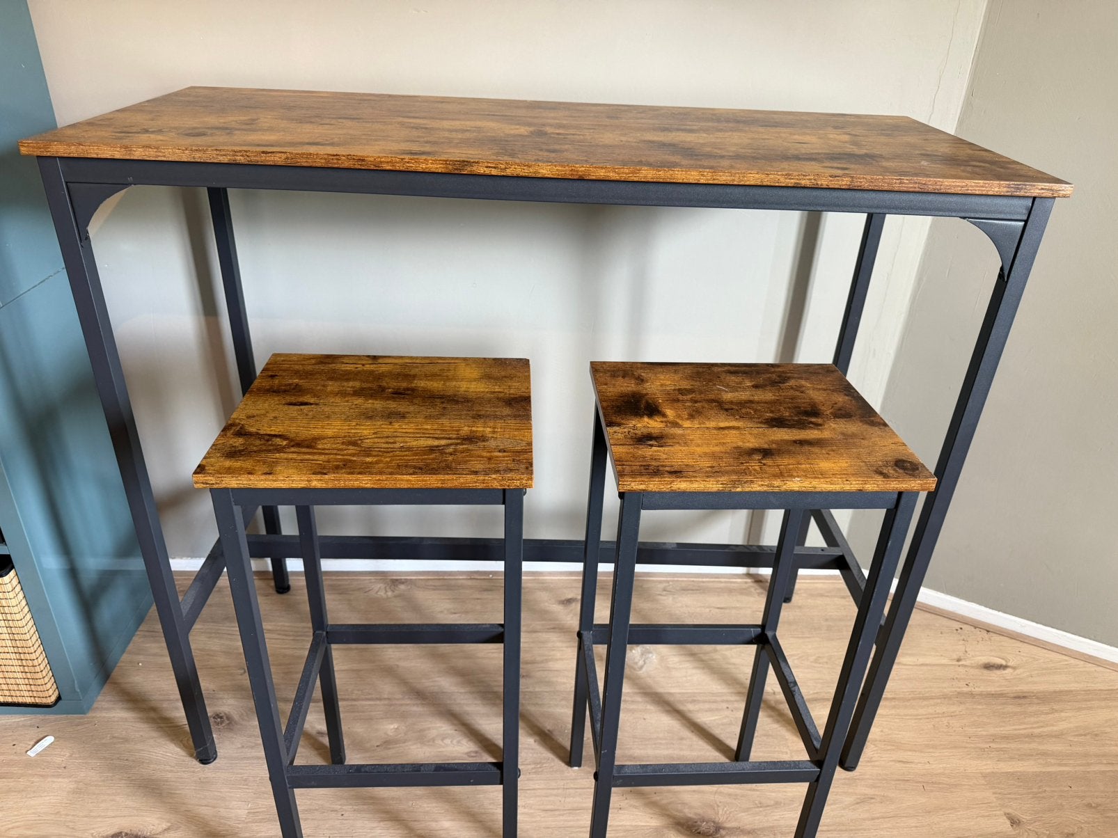 Bartafel met twee krukken, Ophalen, Gebruikt, 100 tot 150 cm, 25 tot 50 cm