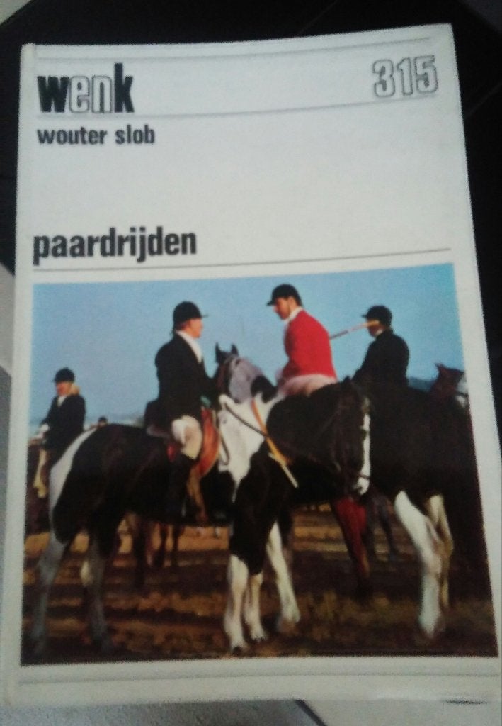 Wouter Slob - Paardrijden - Leidraad voor beginners, Boeken, Ophalen of Verzenden, Zo goed als nieuw, Wouter slob, Paarden of Pony's