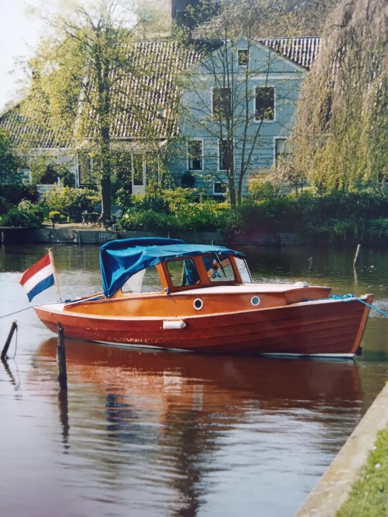 Houten Zweedse Sloep - Opknapper met Albin Motor, Ophalen