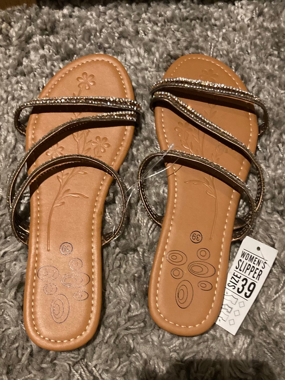 Nieuwe dames slippers/sandalen maat 39, Kleding | Dames, Schoenen, Overige kleuren, Nieuw, Sandalen of Muiltjes, Ophalen of Verzenden