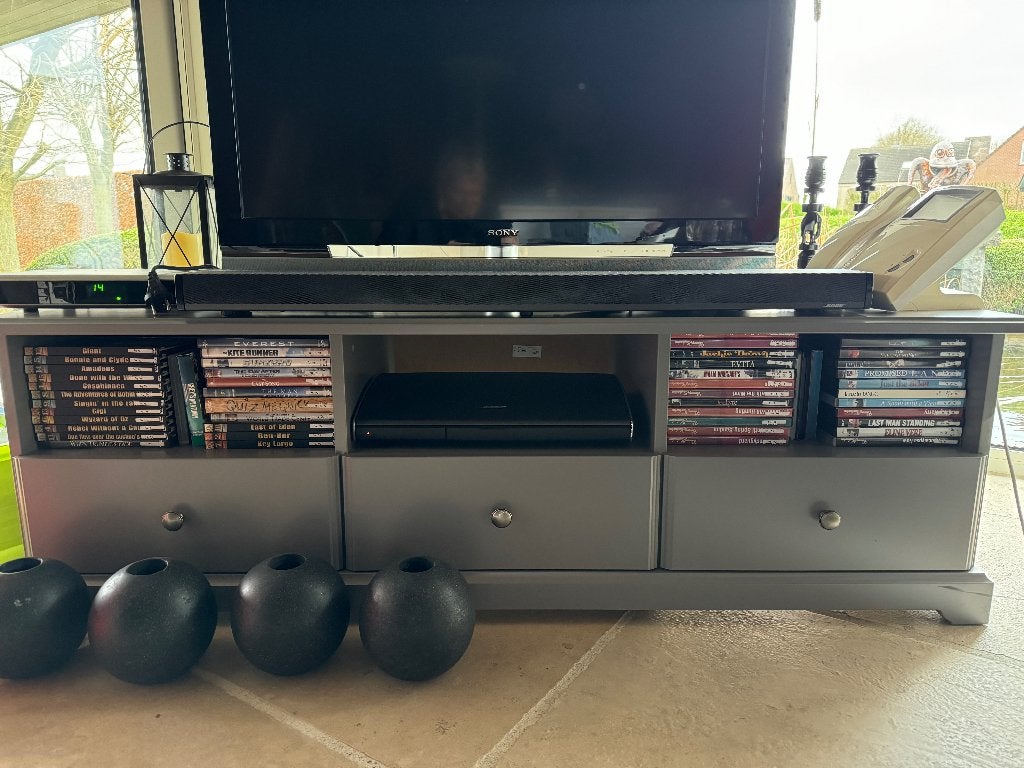 LIATORP TV-MEUBEL 145 x 49 x 45 CM. GRIJS IKEA, Ophalen, Overige materialen, 100 tot 150 cm, Zo goed als nieuw