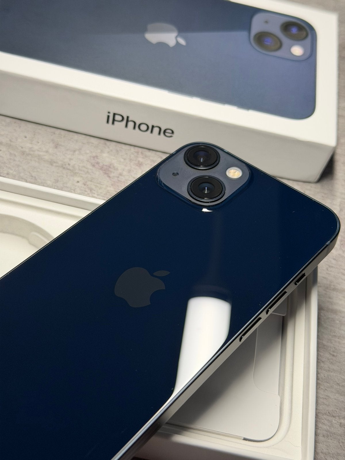  Apple iphone 13 Midningt 128GB Zeer netjes Batterij 100%, Apple, Zwart, IPhone 13, Ophalen of Verzenden