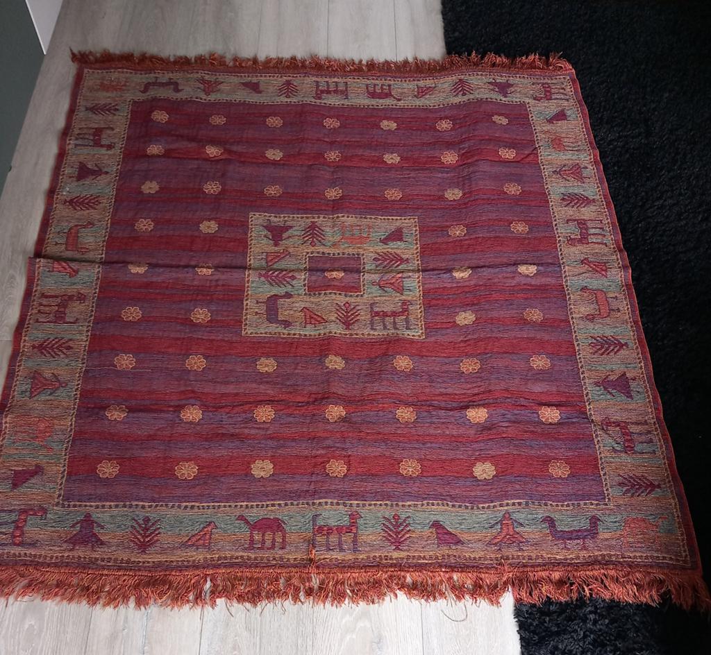 Wandkleed, bidkleed, tafelkleed, vloerkleed 150x135 cm, Ophalen of Verzenden