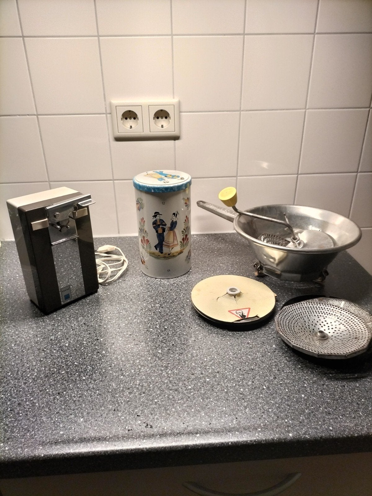 Retro keukenspullen, Ophalen, Overige materialen