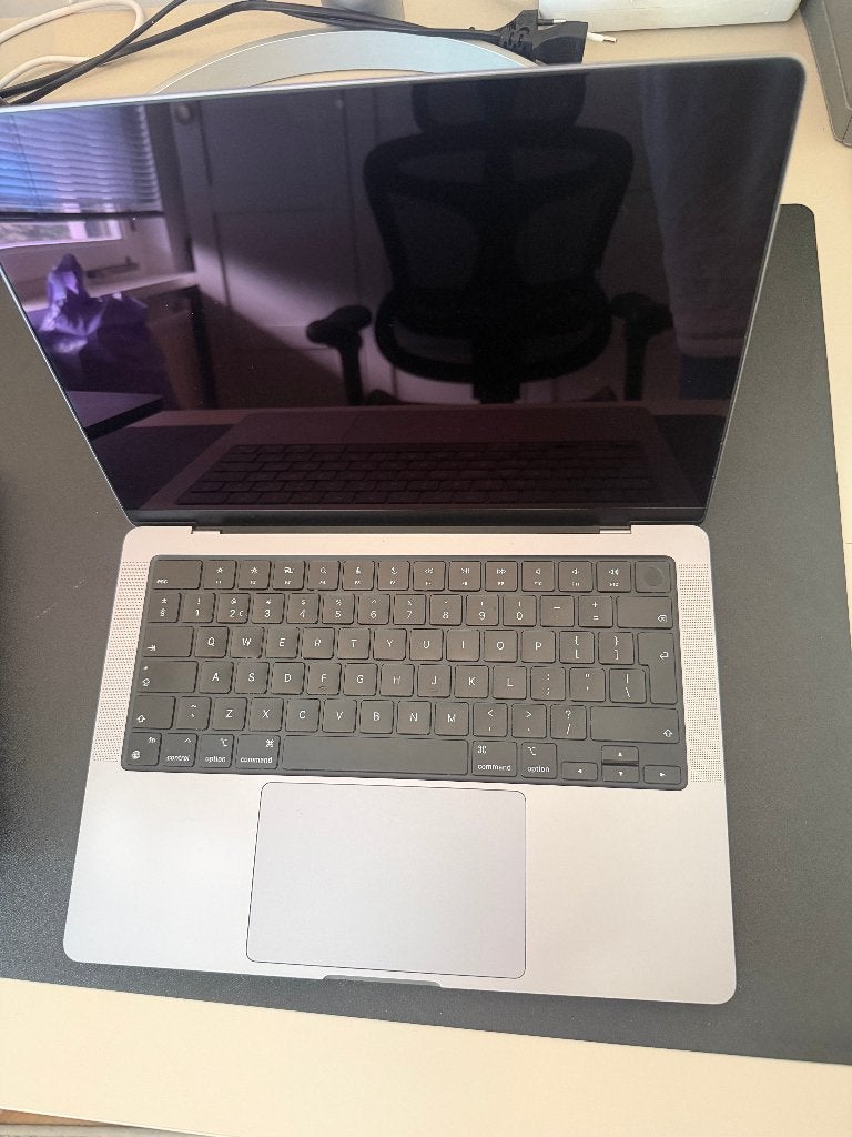 MacBook Pro 14" 2021 M1 Pro 16GB RAM 1TB SSD, Computers en Software, Apple Macbooks, 1 TB of meer, Qwerty, Overige groottes, Zo goed als nieuw
