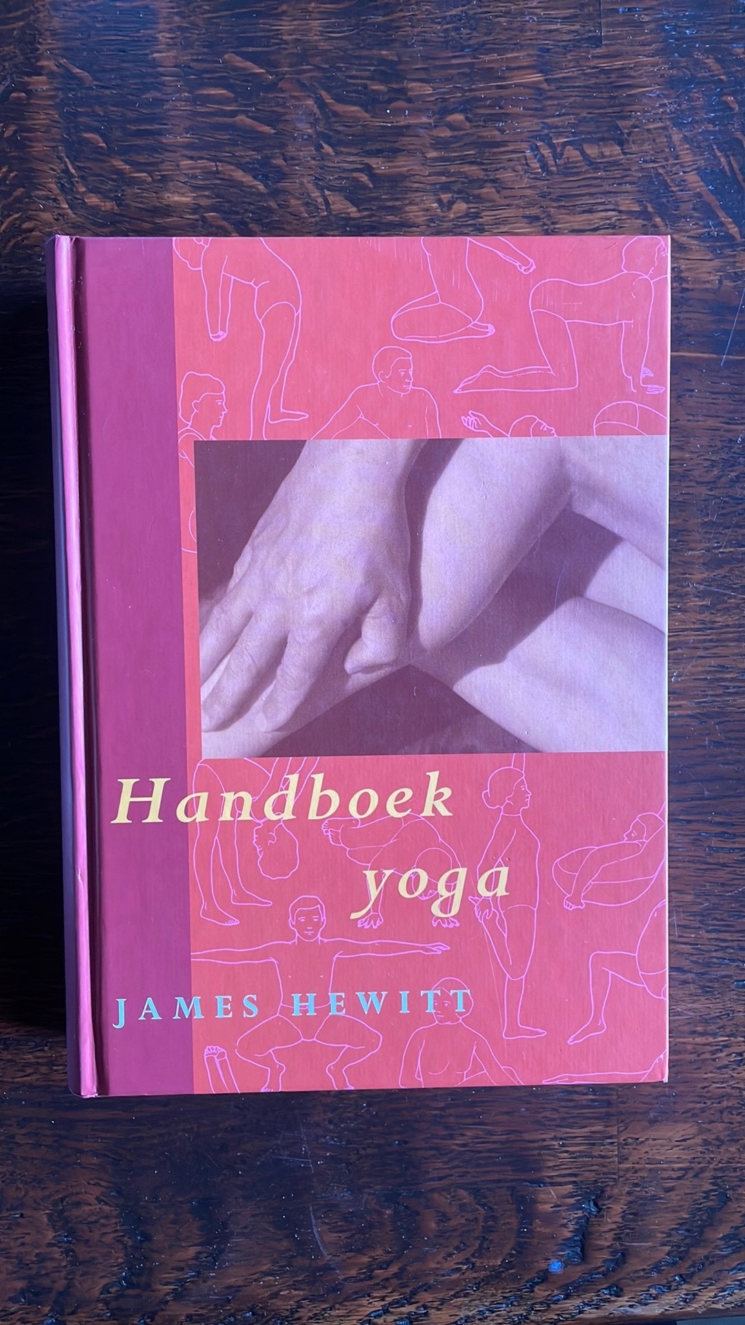 J. Hewitt - Handboek yoga, Astrologie, Overige typen, Ophalen of Verzenden, Zo goed als nieuw