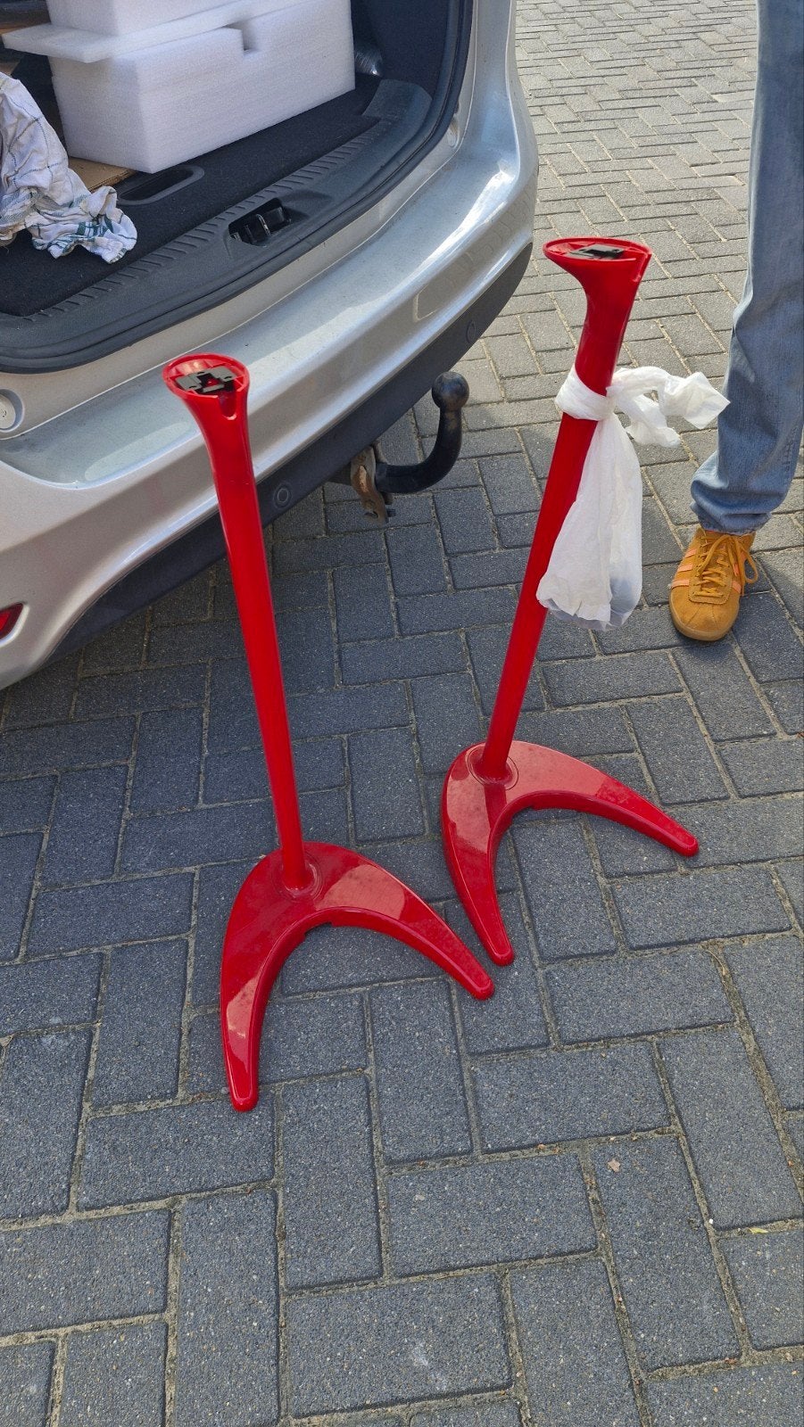 Edifier Eclips speaker stands rood (eventueel met speakers)