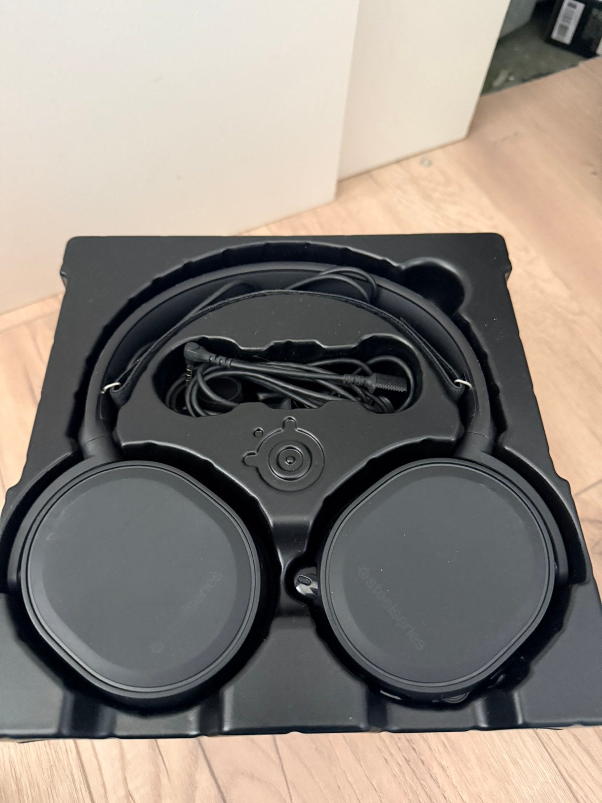 Steelseries Arctis 5 Gaming Headset - Zo goed als nieuw, Ophalen of Verzenden, Zo goed als nieuw, Over-ear, Gaming headset