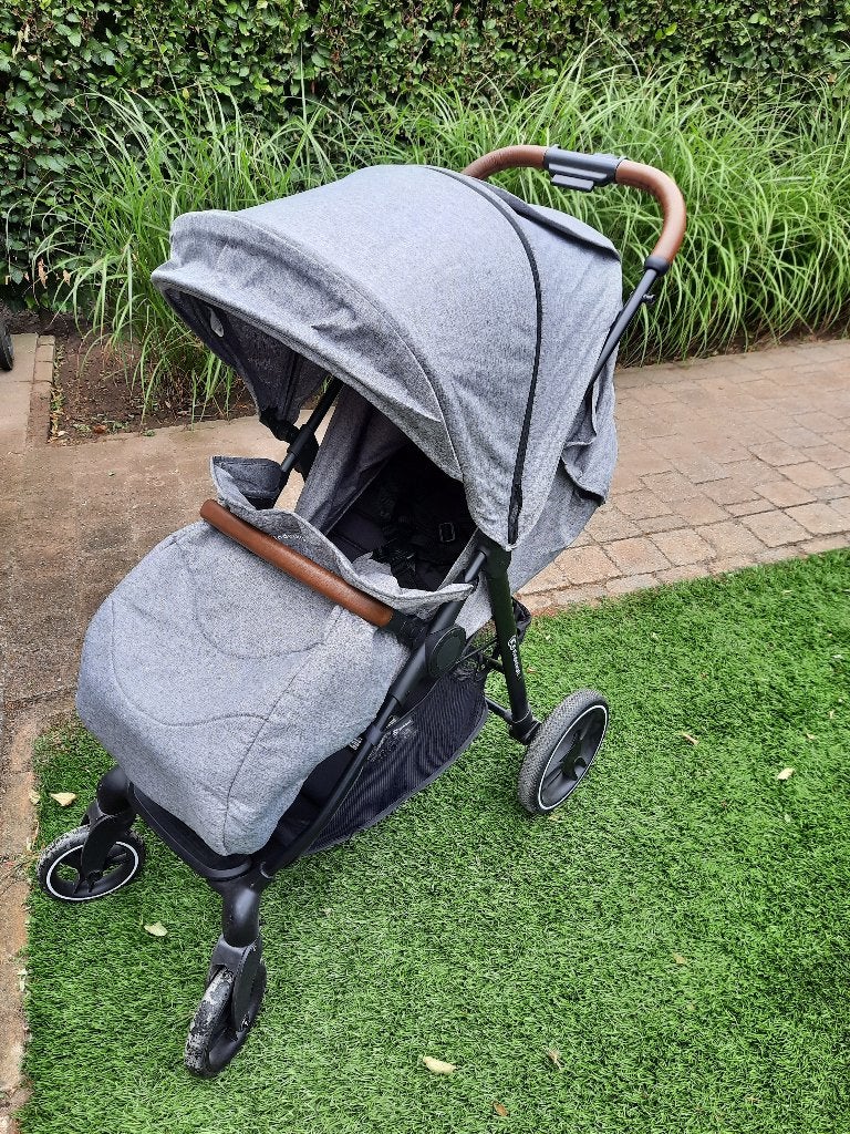 Kinderwandelwagen, Kinderkraft Grande, Kinderen en Baby's, Kinderwagens en Combinaties, Ophalen, Zo goed als nieuw, Kinderwagen