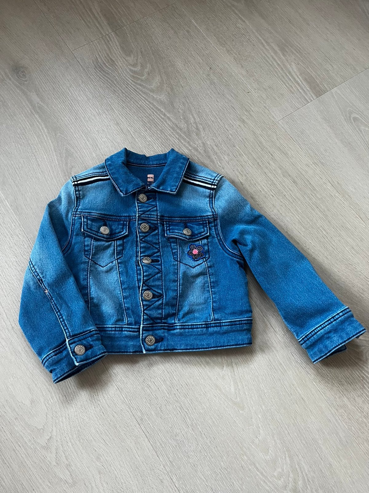 Spijkerjasje meisje maat 86/92, Ophalen of Verzenden, Zo goed als nieuw, Meisje, Jas