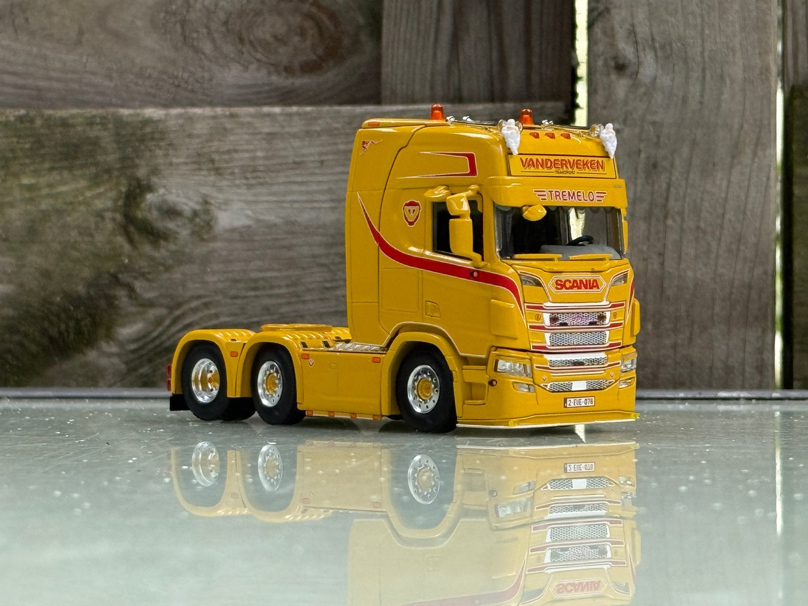 Model WSI Scania R Highline Vanderveken Het model, Ophalen of Verzenden, Zo goed als nieuw, Bus of Vrachtwagen, Wsi